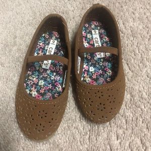 Carter’s girl ballet flats